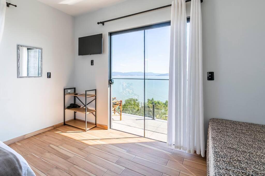 Casa Mirante Do Sol-Vista Exuberante Com Spa Governador Celso Ramos Dış mekan fotoğraf
